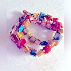 3 bracelets Mother-of-Pearl Shell  colorful coral, mauve, blue, green stretch